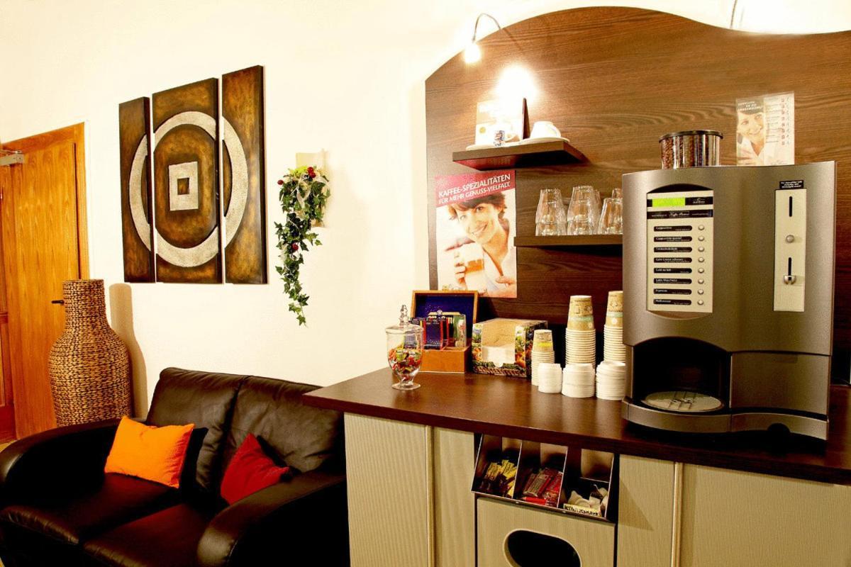 Gaestehaus Zur Linde Ίνγκολστατ Εξωτερικό φωτογραφία