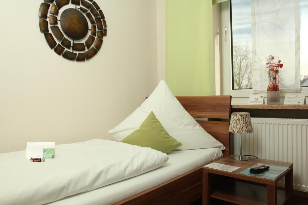 Gaestehaus Zur Linde Ίνγκολστατ Δωμάτιο φωτογραφία