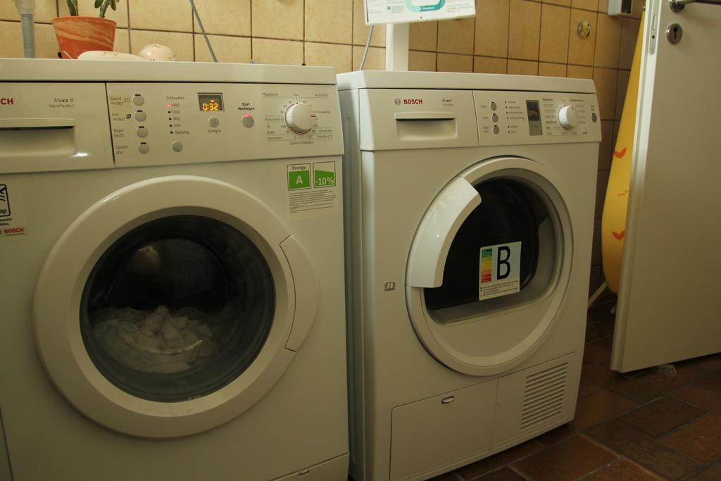 Gaestehaus Zur Linde Ίνγκολστατ Εξωτερικό φωτογραφία