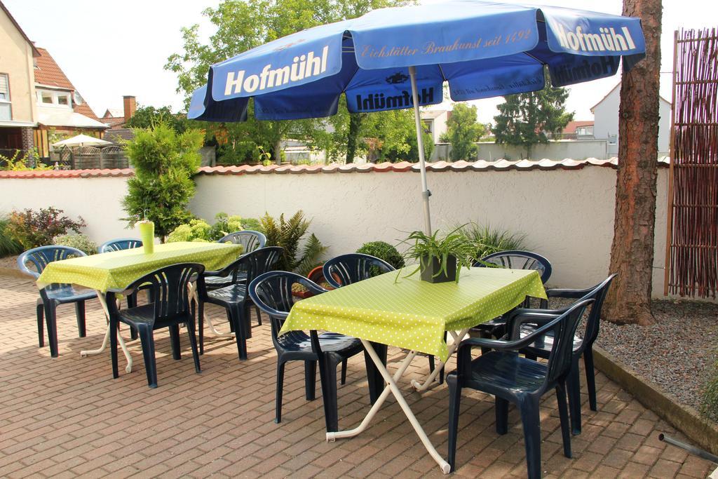 Gaestehaus Zur Linde Ίνγκολστατ Εξωτερικό φωτογραφία